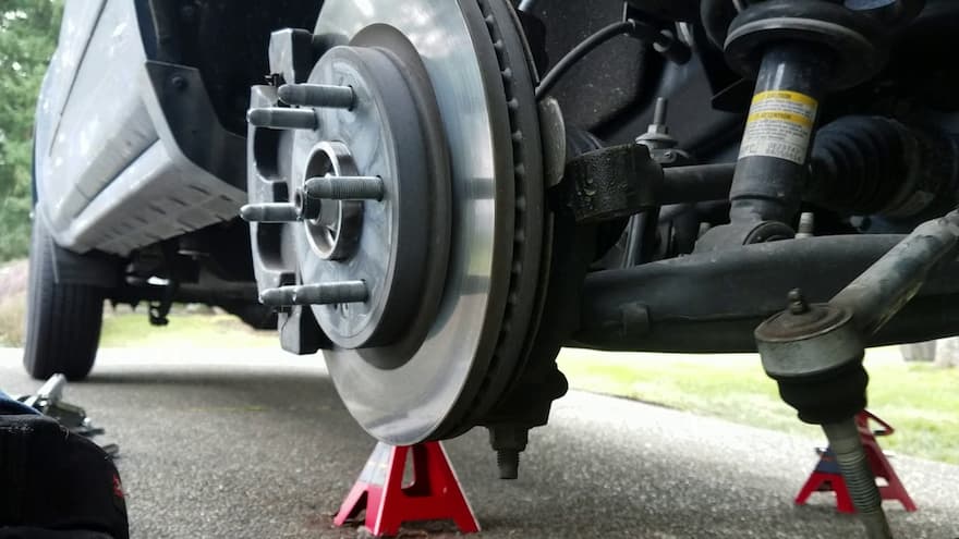 How To Install A Leveling Kit In An Easy Step-by-step Way